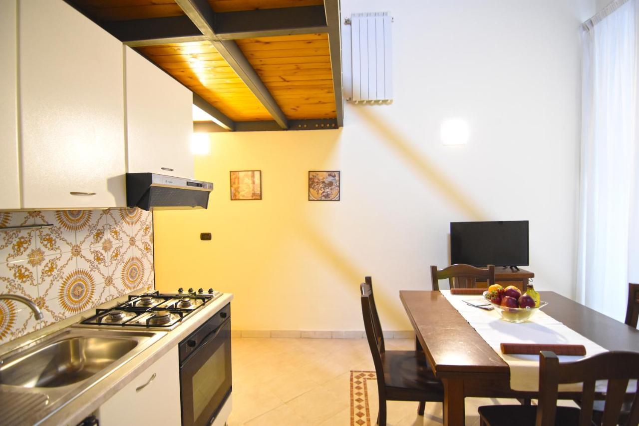 Case Cosi Apartments - Napoli Exterior photo